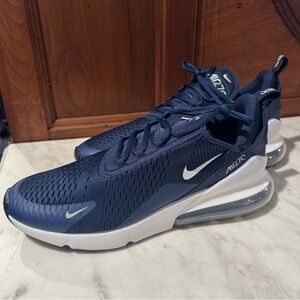 *NEW* Men’s Nike Airmax 270 Blue and White Sneakers
